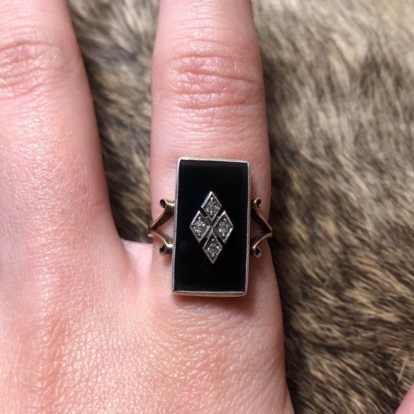 Antique sterling silver and 9k gold Victorian onyx mourning ring - Picture 3 of 5